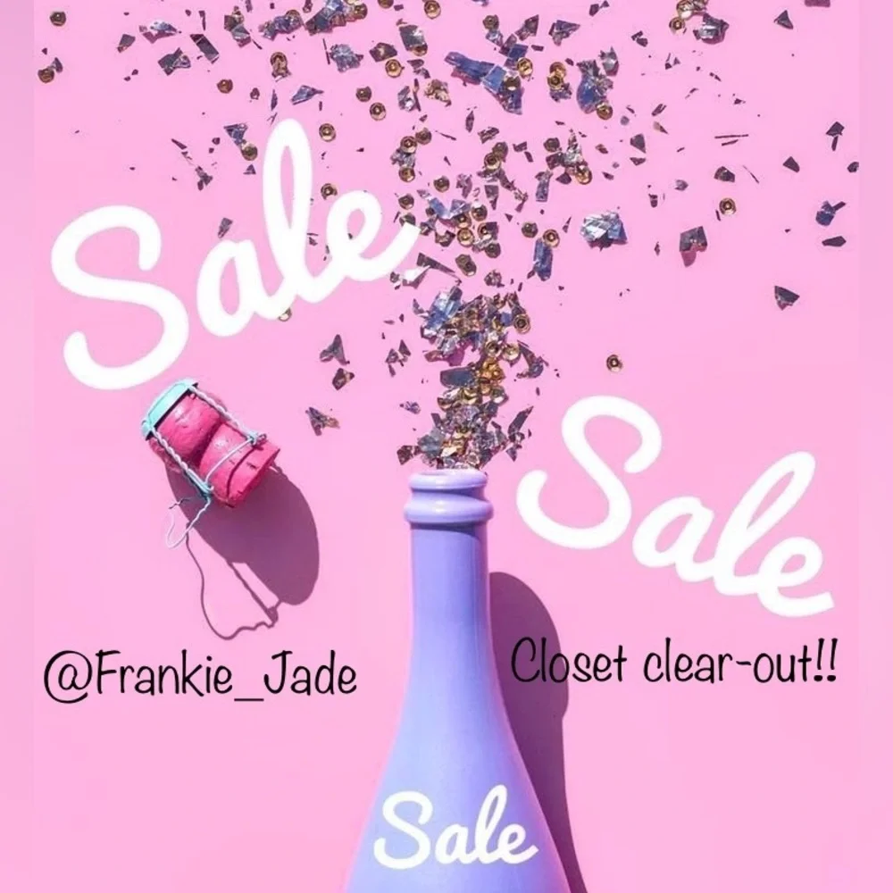 Closet CLEAR-OUT unlisted item!